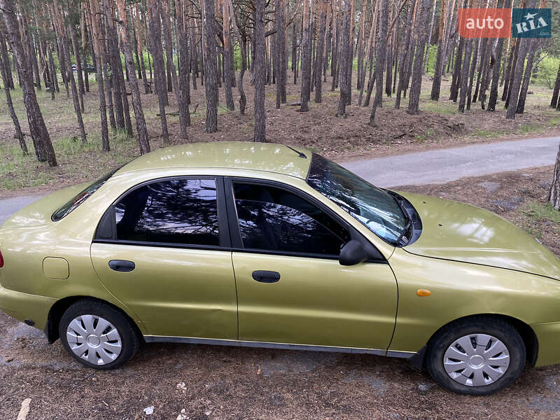 Седан Daewoo Lanos 2006 в Киеве