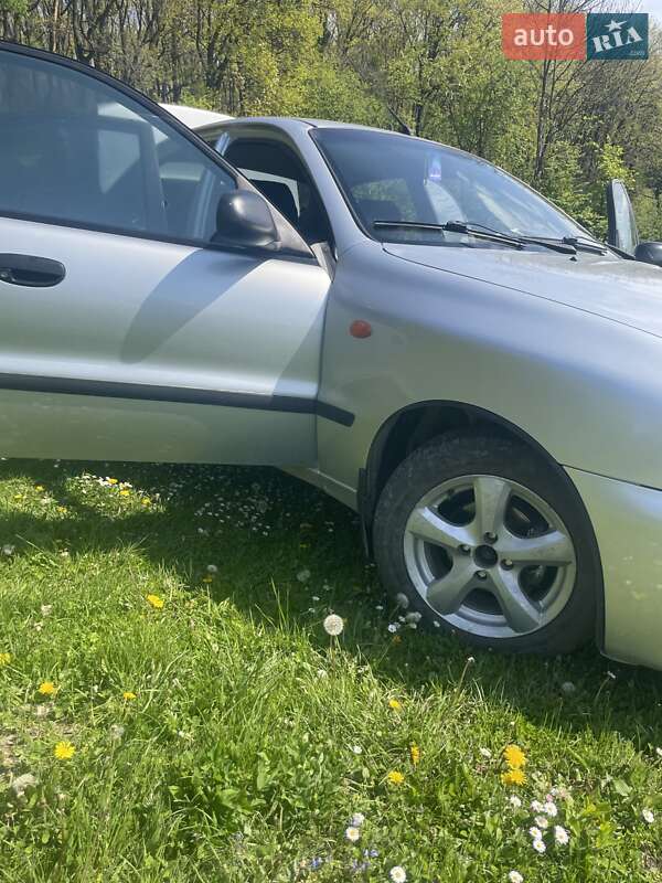 Daewoo Lanos 2003
