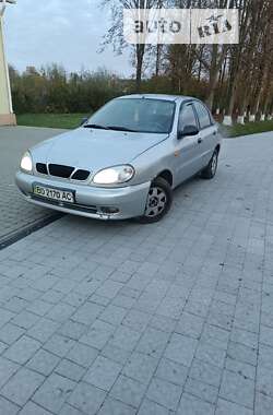 Седан Daewoo Lanos 1998 в Львове