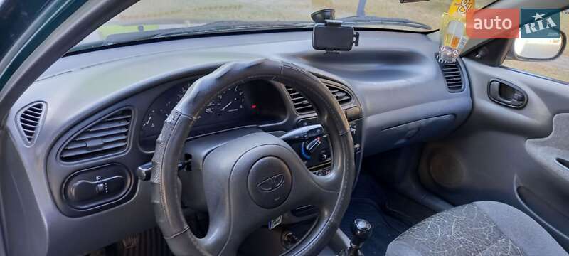 Седан Daewoo Lanos 2005 в Хусте