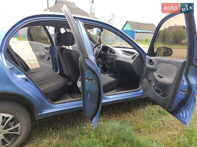 Седан Daewoo Lanos 2006 в Богодухове