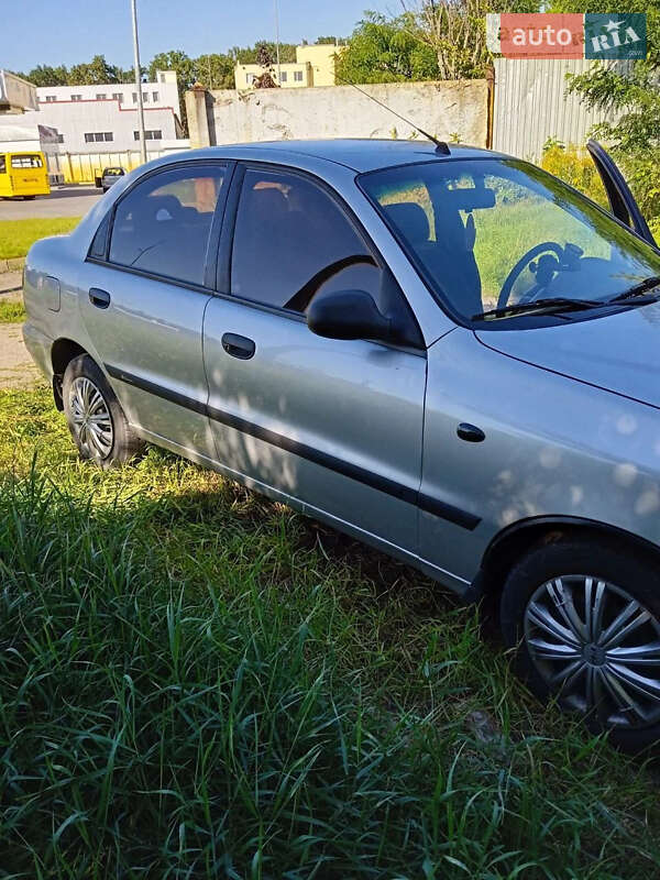 Daewoo Lanos 2008