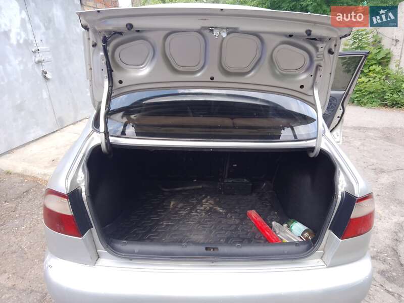 Седан Daewoo Lanos 2004 в Полтаве