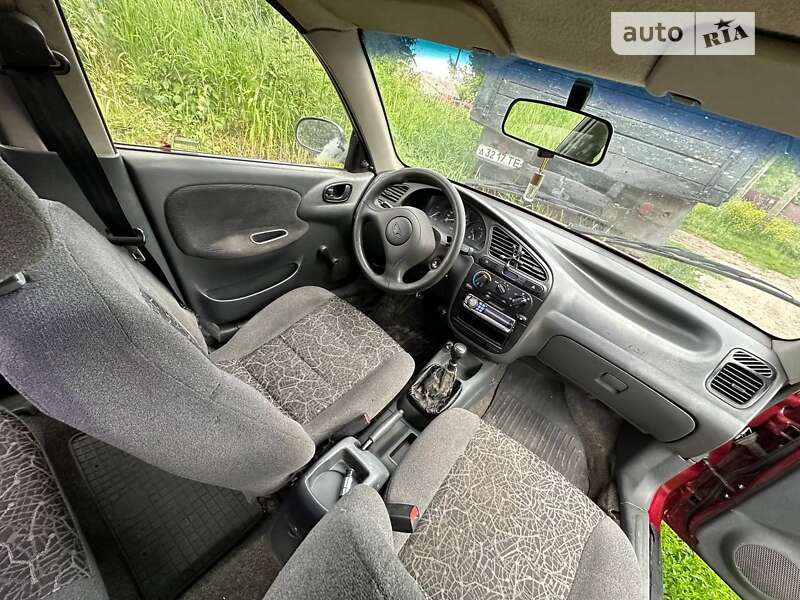 Седан Daewoo Lanos 2007 в Шумске