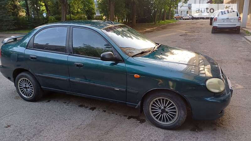 Седан Daewoo Lanos 2004 в Івано-Франківську