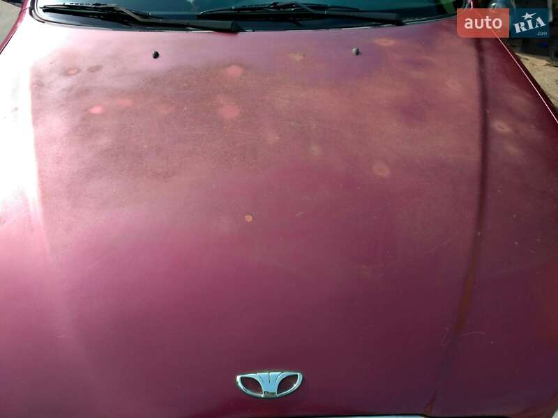 Седан Daewoo Lanos 1998 в Днепре