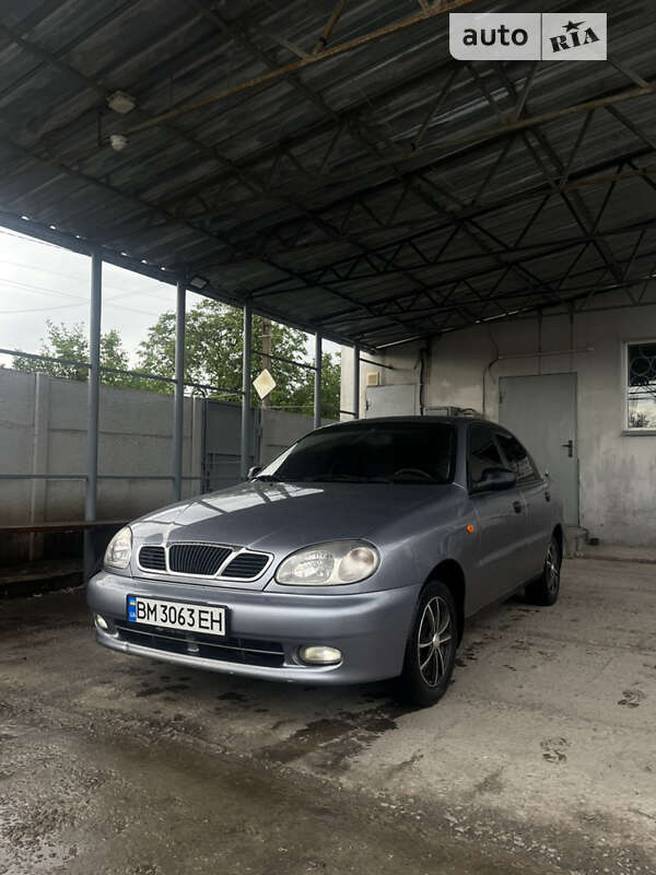 Седан Daewoo Lanos 2006 в Краснограді