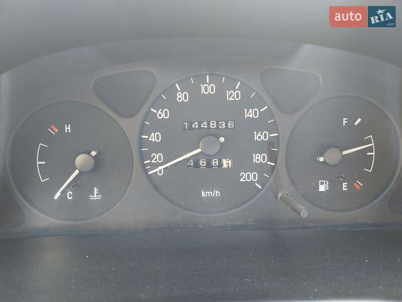 Седан Daewoo Lanos 2004 в Луцке