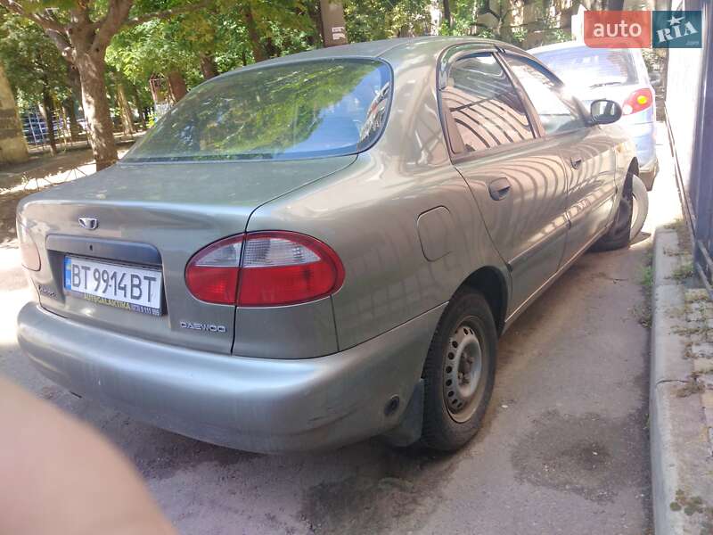 Седан Daewoo Lanos 2003 в Одессе