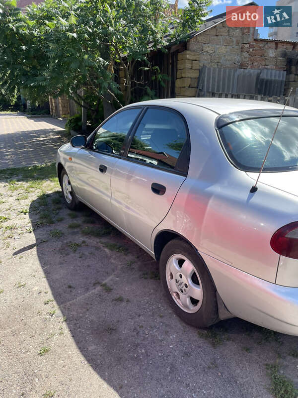 Седан Daewoo Lanos 2002 в Полтаве