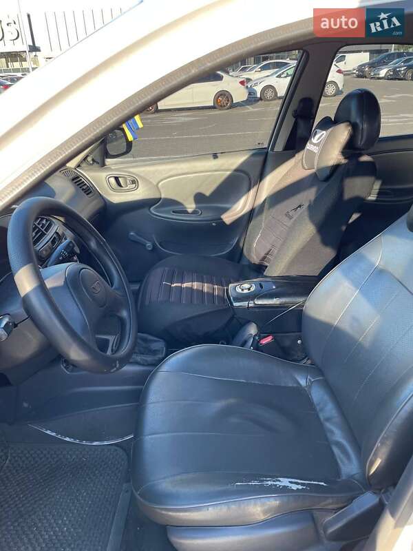 Седан Daewoo Lanos 1998 в Києві фото 15 Седан Daewoo Lanos 1998 в Києві