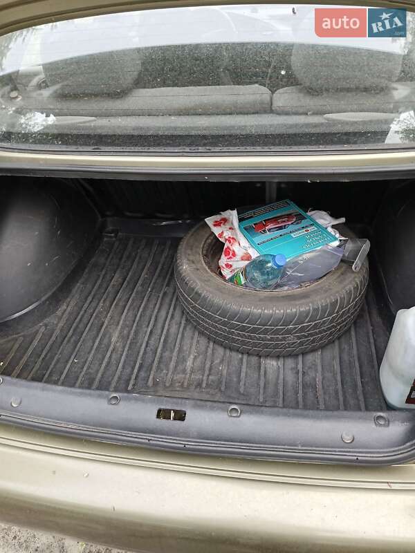 Седан Daewoo Lanos 2005 в Киеве