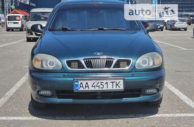 Седан Daewoo Lanos 2002 в Киеве