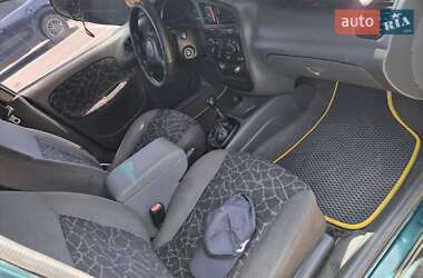 Седан Daewoo Lanos 2002 в 