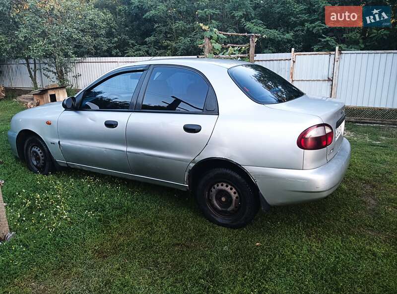 Седан Daewoo Lanos 2003 в Боярке
