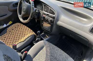 Седан Daewoo Lanos 2004 в 