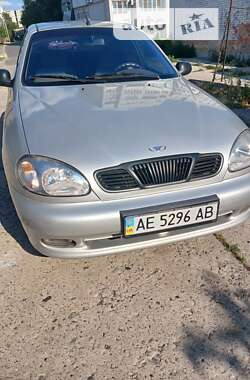 Седан Daewoo Lanos 2004 в Новомосковске