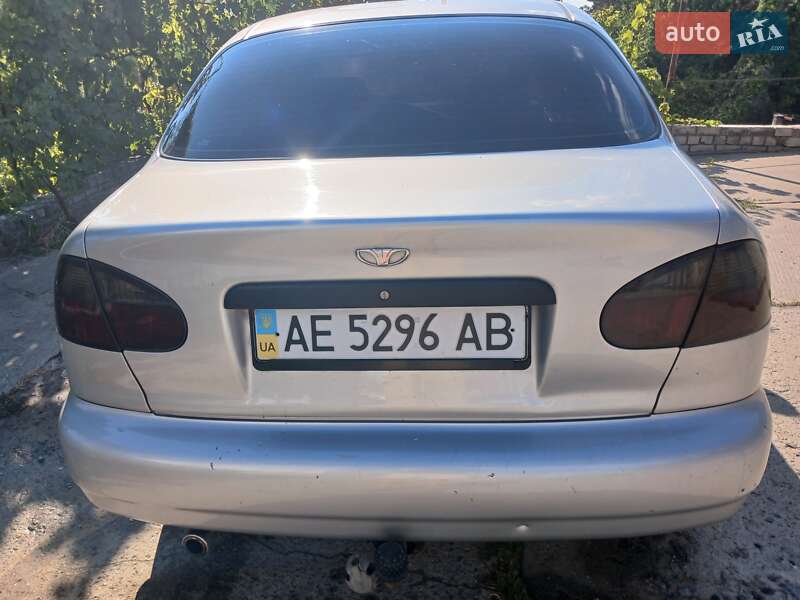Седан Daewoo Lanos 2004 в Новомосковську