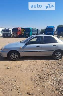 Седан Daewoo Lanos 2004 в Миколаєві