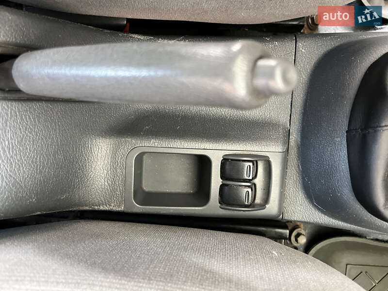 Седан Daewoo Lanos 2003 в Днепре фото 10 Седан Daewoo Lanos 2003 в Днепре