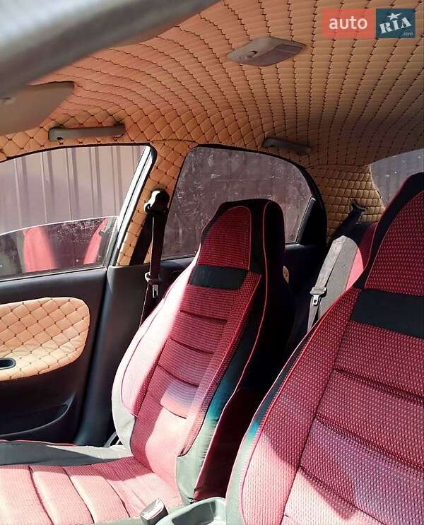 Седан Daewoo Lanos 2007 в Карловке