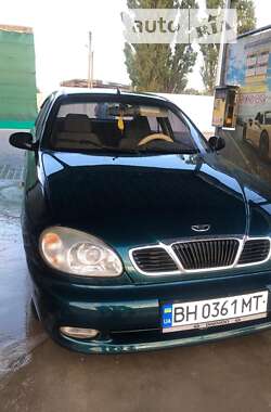 Седан Daewoo Lanos 2003 в Великодолинском