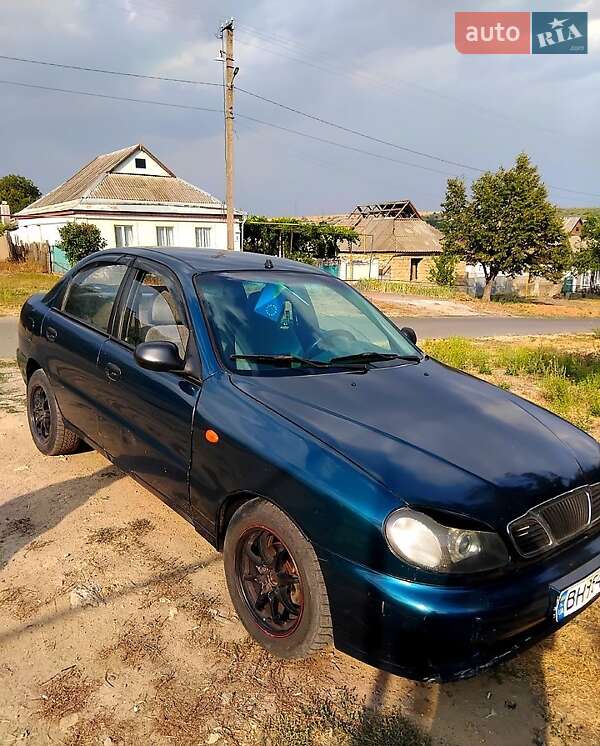 Седан Daewoo Lanos 2004 в Березовке