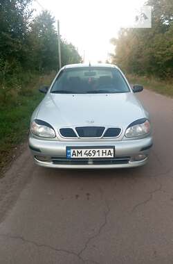 Седан Daewoo Lanos 2008 в Коростені