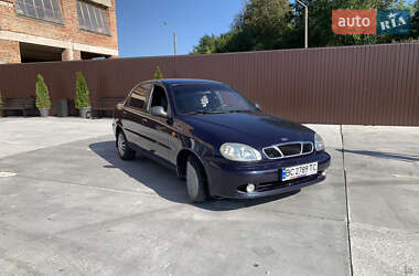 Седан Daewoo Lanos 2001 в Львове