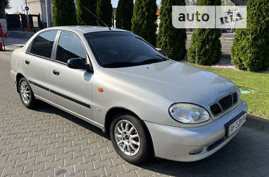 Седан Daewoo Lanos 2004 в Киеве