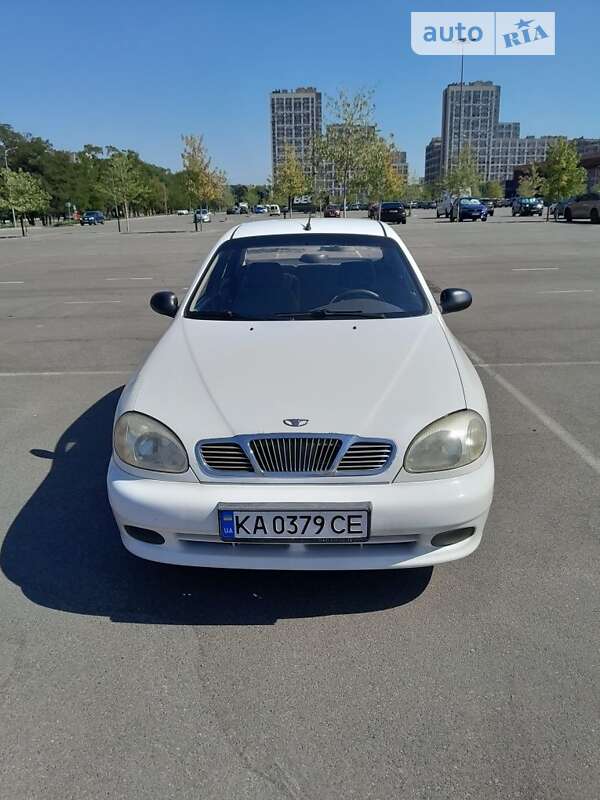 Седан Daewoo Lanos 2006 в Киеве