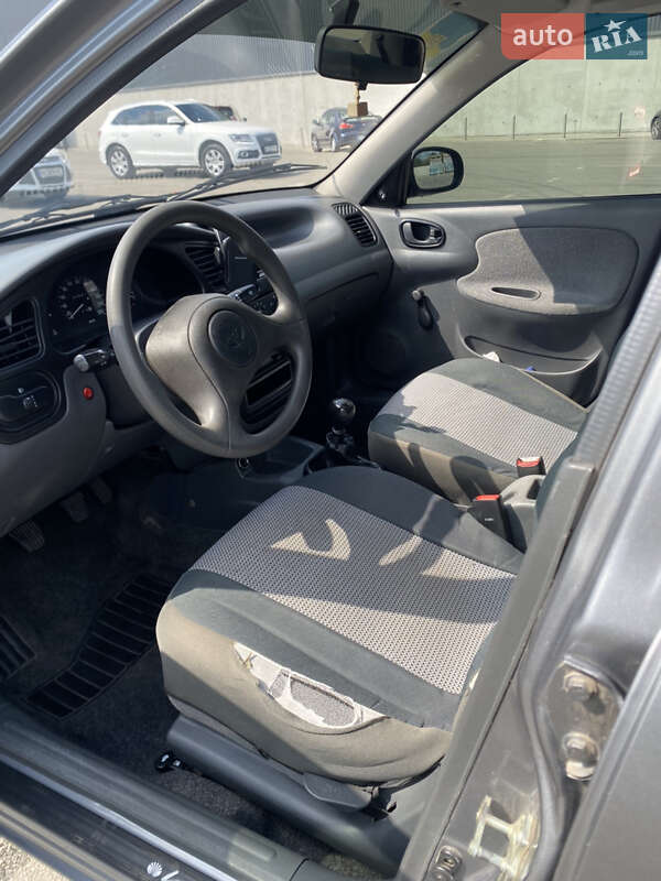 Седан Daewoo Lanos 2007 в Буче