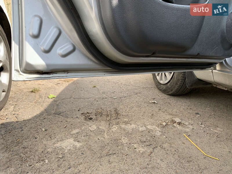 Хетчбек Daewoo Lanos 2004 в Полтаві