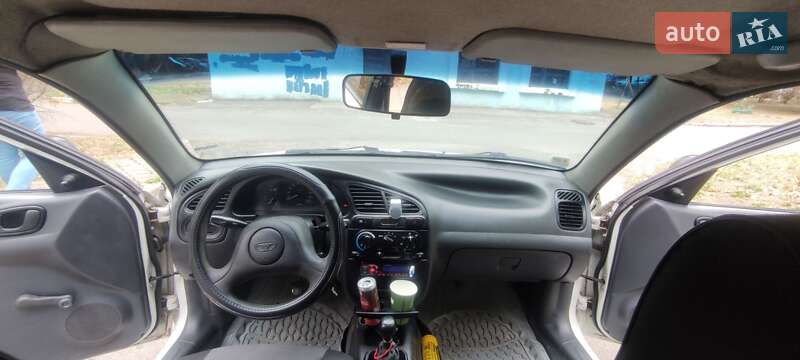 Седан Daewoo Lanos 2000 в Запорожье