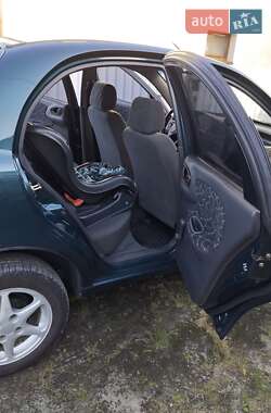 Седан Daewoo Lanos 2003 в Львові