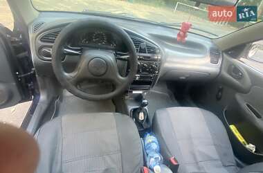 Седан Daewoo Lanos 2004 в Черкасах