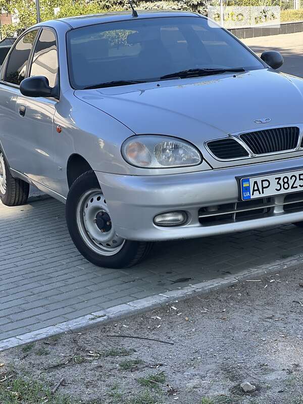 Седан Daewoo Lanos 2003 в Запоріжжі