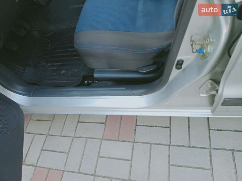 Седан Daewoo Lanos 2007 в Херсоні фото 2 Седан Daewoo Lanos 2007 в Херсоні