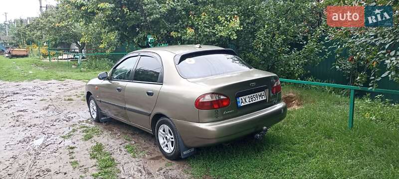 Седан Daewoo Lanos 2004 в Харькове