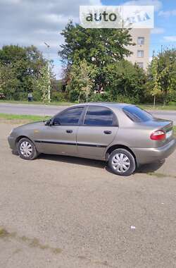 Седан Daewoo Lanos 2003 в Коломиї