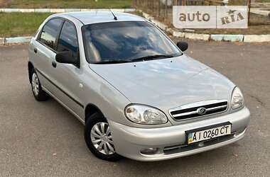 Хетчбек Daewoo Lanos 2011 в Мені