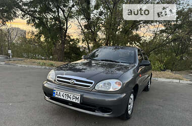 Седан Daewoo Lanos 2011 в Києві