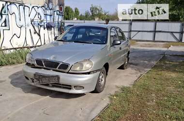 Седан Daewoo Lanos 2002 в Киеве