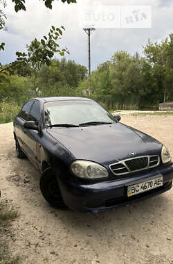 Седан Daewoo Lanos 2002 в Львове