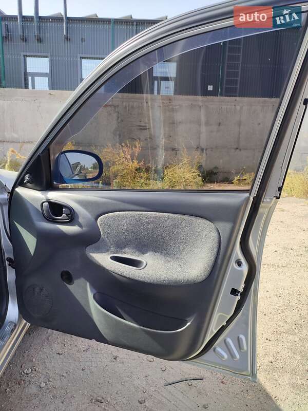 Седан Daewoo Lanos 2007 в Кривом Роге