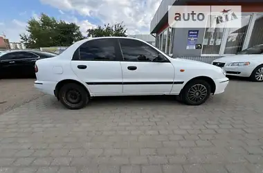 Daewoo Lanos 2009