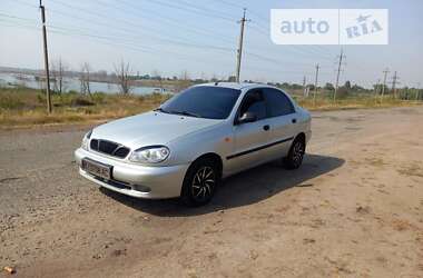 Седан Daewoo Lanos 2002 в Дымере