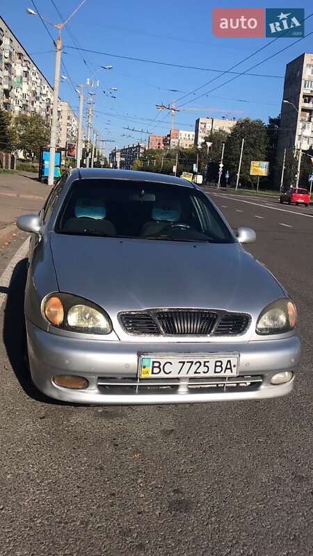 Седан Daewoo Lanos 2002 в Львове