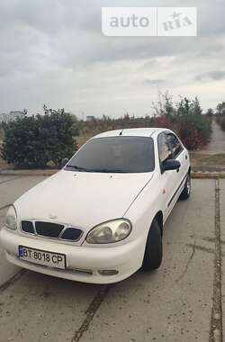 Хэтчбек Daewoo Lanos 2004 в Херсоне