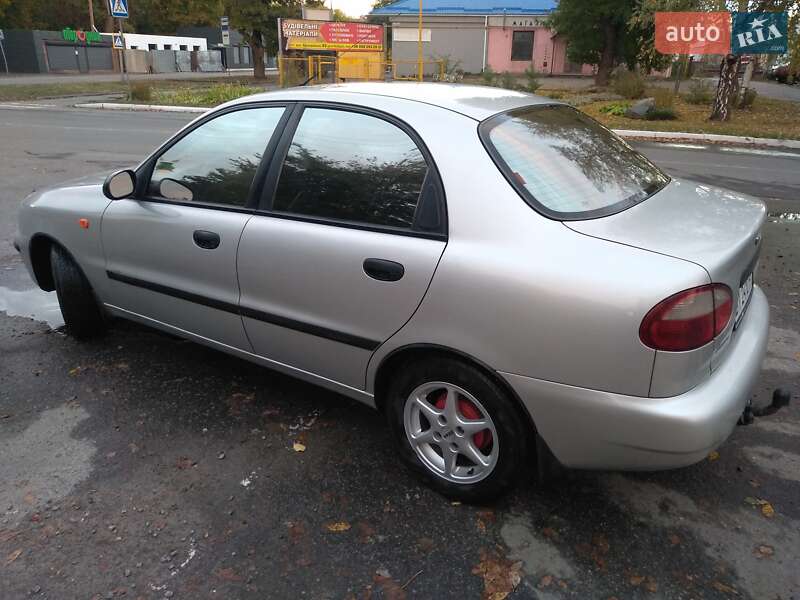 Седан Daewoo Lanos 2007 в Глобине